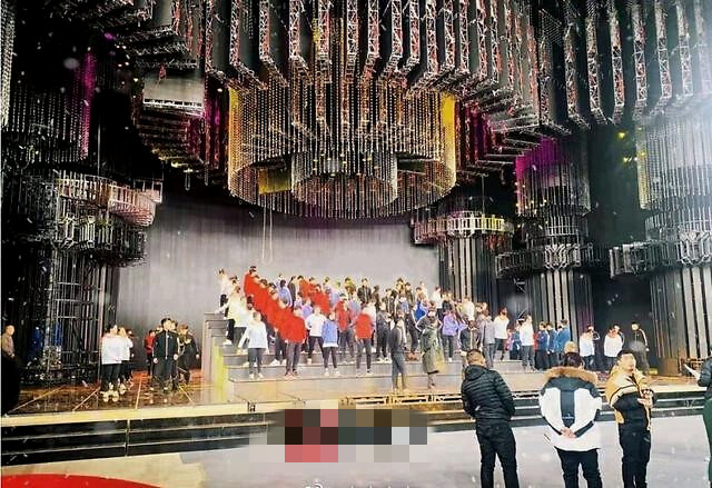 2020年央视春晚主舞台曝光 舞美色调以红色为主